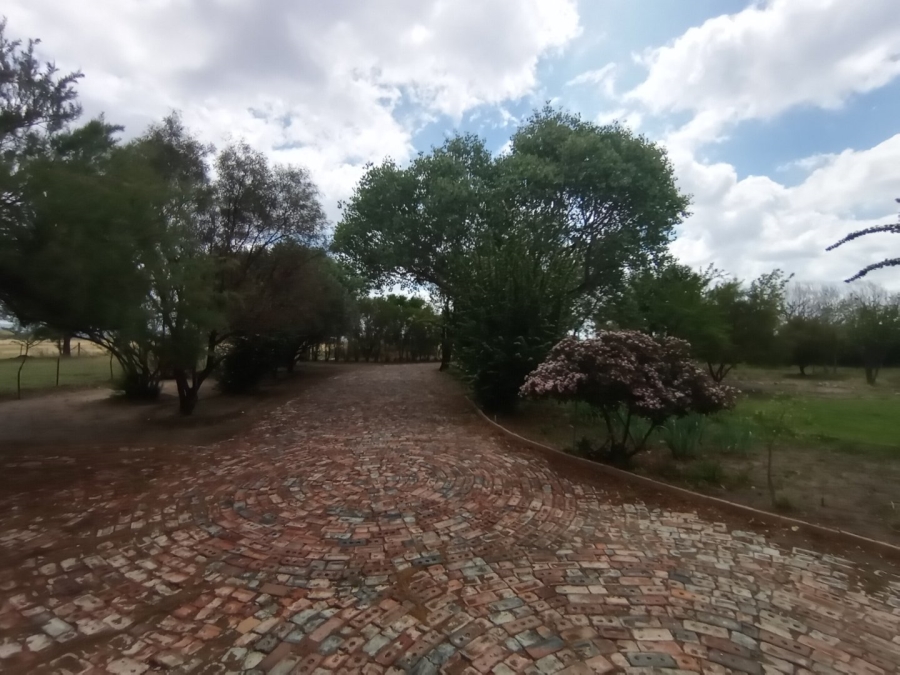Commercial Property for Sale in Roodewal Free State